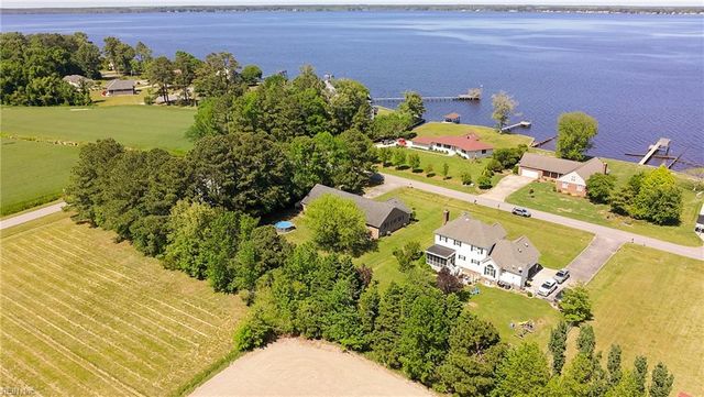 1003 Bateman DR, Elizabeth City, NC 27909