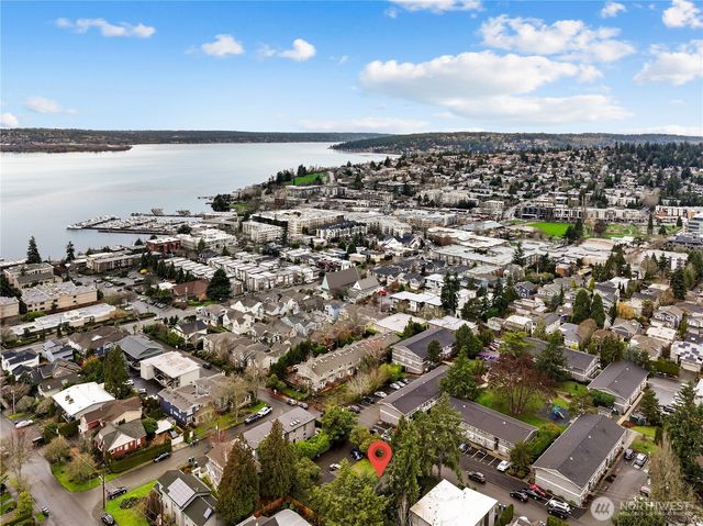 411 5th Ave S, Kirkland, WA 98033