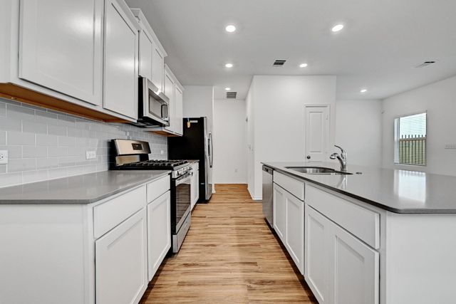 7312 Spotted Leaf WAY, Del Valle, TX 78617