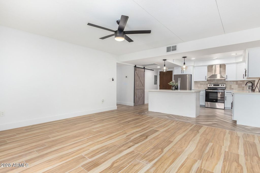 7930 E CAMELBACK Road 111, Scottsdale, AZ 85251 — photo 4