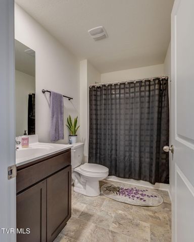 1332 Clark Point Road, Kingsport, TN 37660