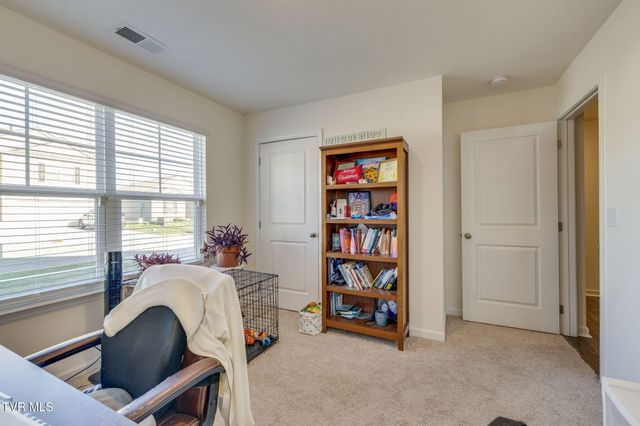 1332 Clark Point Road, Kingsport, TN 37660