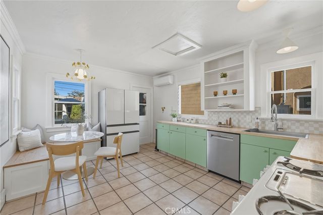 3327 Hollydale Dr., Atwater Village, CA 90039