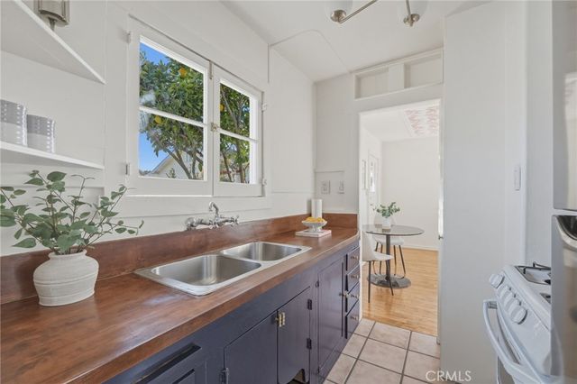 3327 Hollydale Dr., Atwater Village, CA 90039