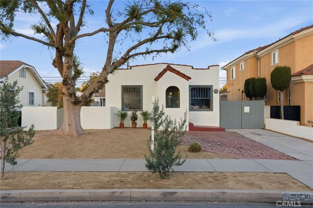 3327 Hollydale Dr., Atwater Village, CA 90039