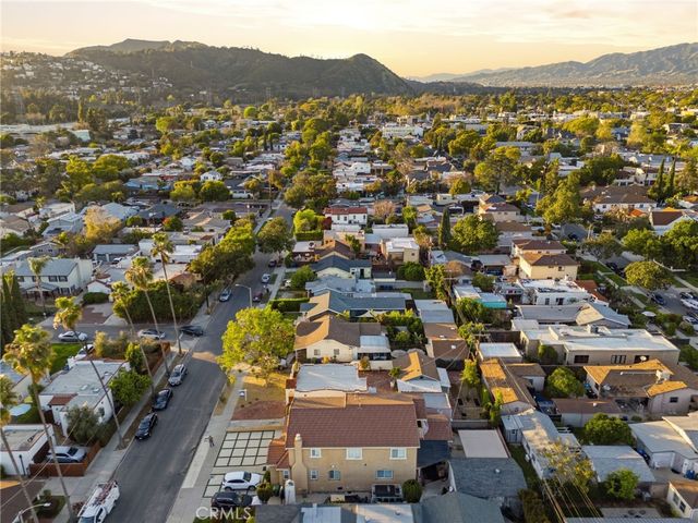 3327 Hollydale Dr., Atwater Village, CA 90039