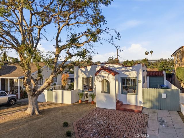 3327 Hollydale Dr., Atwater Village, CA 90039