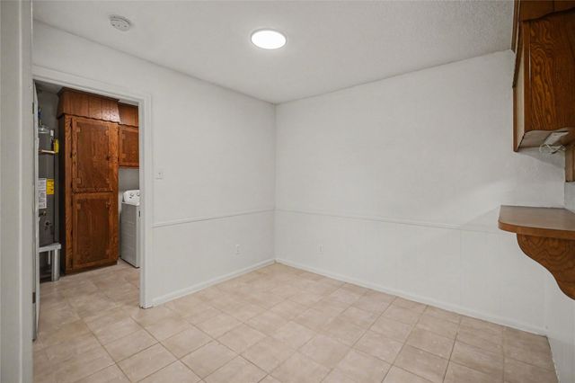 1909 Adams Street, Alvin, TX 77511