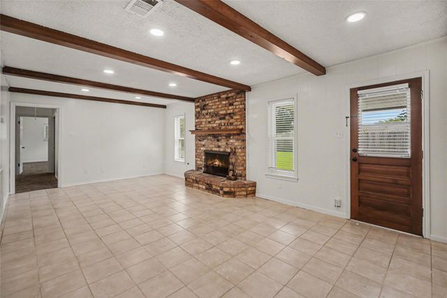 1909 Adams Street, Alvin, TX 77511
