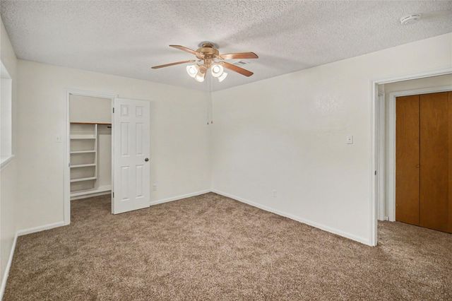 1909 Adams Street, Alvin, TX 77511
