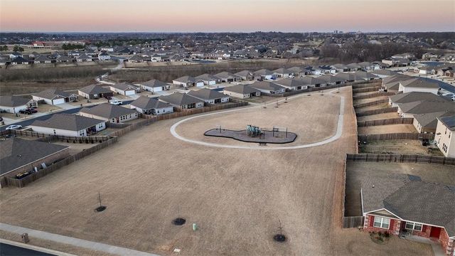 507 Ashwood Street, Lowell, AR 72745