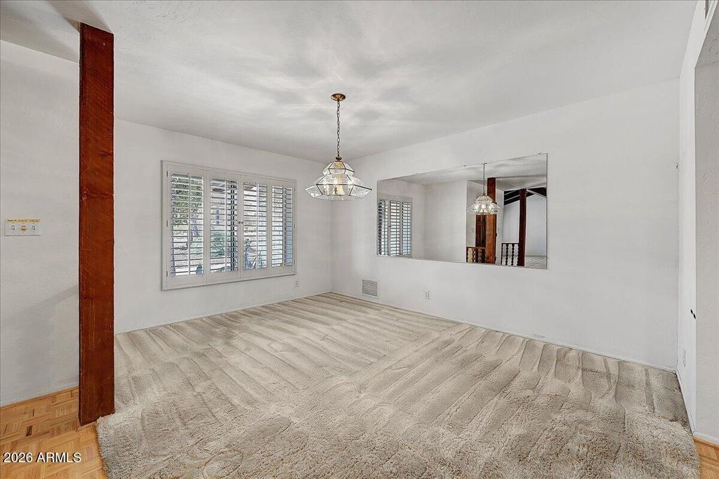 Image 12 of property listing at 9033 E LAZYWOOD Place, Carefree, AZ 85377