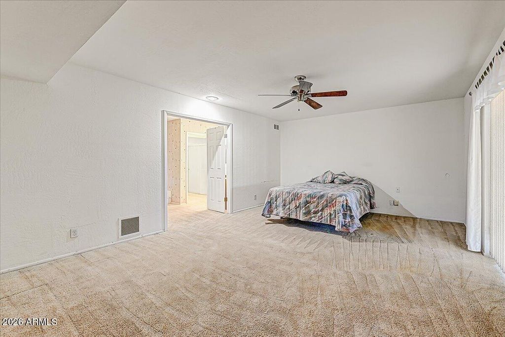 Image 26 of property listing at 9033 E LAZYWOOD Place, Carefree, AZ 85377