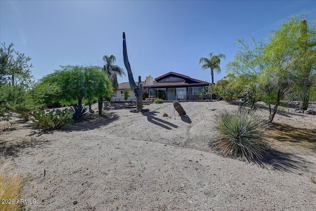 Image 51 of property listing at 9033 E LAZYWOOD Place, Carefree, AZ 85377