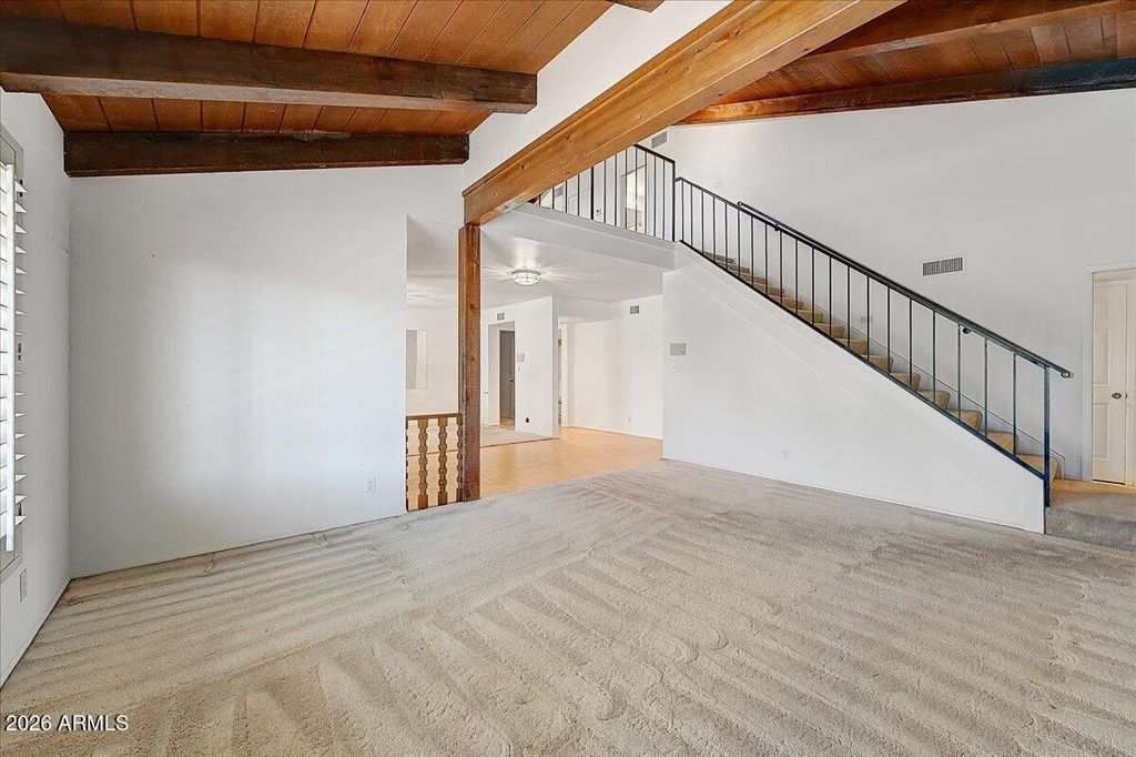 Image 8 of property listing at 9033 E LAZYWOOD Place, Carefree, AZ 85377