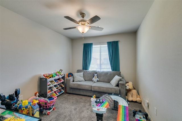 7239 Glimmer Point Street, North Las Vegas, NV 89084