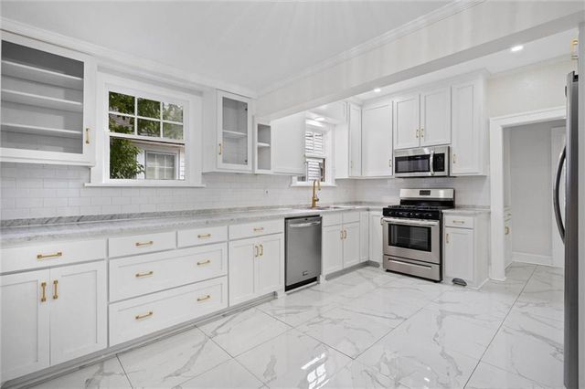 104 Glenwood Street, Mobile, AL 36606