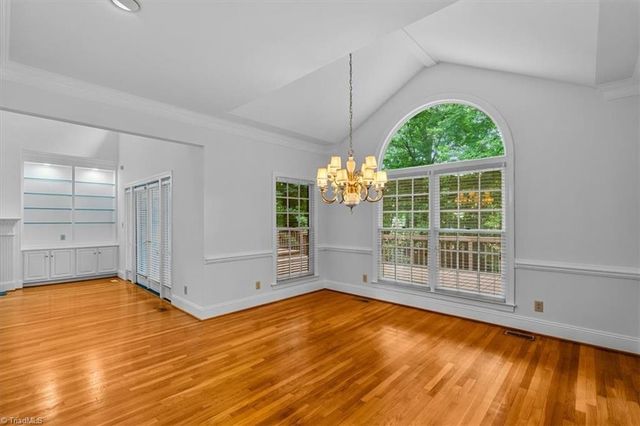 709 Bruton Place N, Greensboro, NC 27410