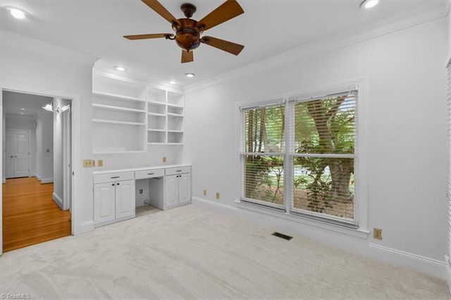 709 Bruton Place N, Greensboro, NC 27410