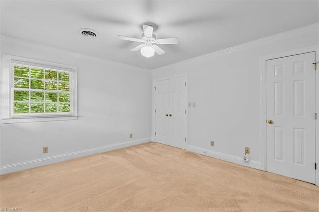 709 Bruton Place N, Greensboro, NC 27410