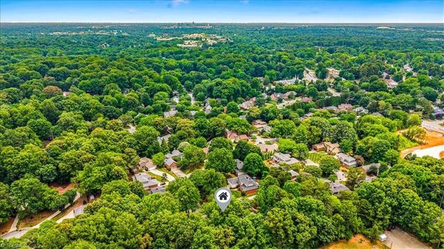 709 Bruton Place N, Greensboro, NC 27410