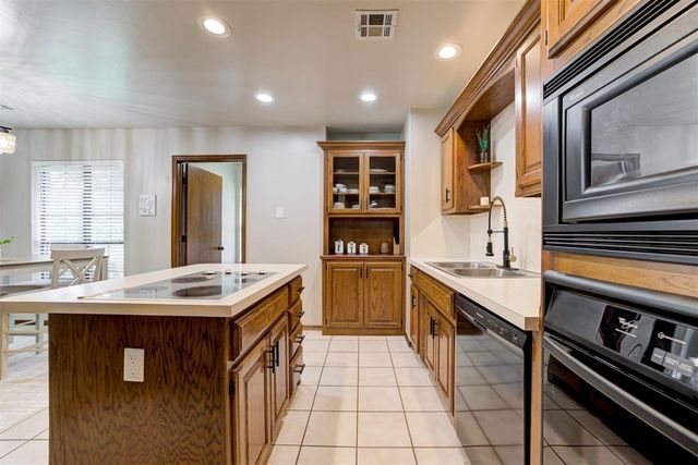 3498 N Sunny Acres Lane, Guthrie, OK 73044