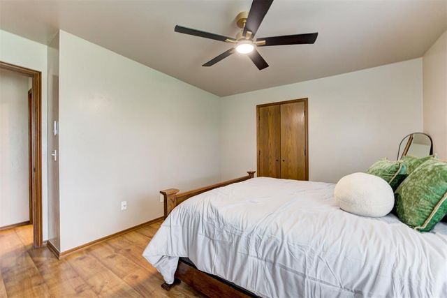 3498 N Sunny Acres Lane, Guthrie, OK 73044