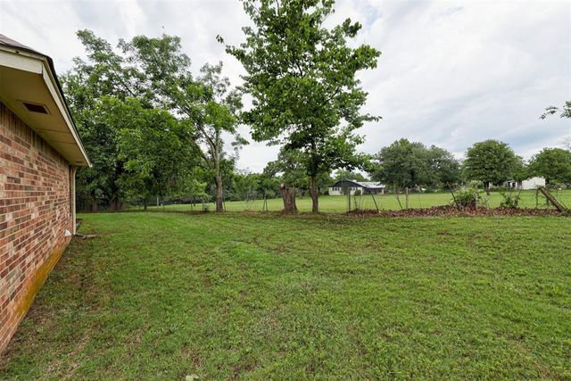 3498 N Sunny Acres Lane, Guthrie, OK 73044