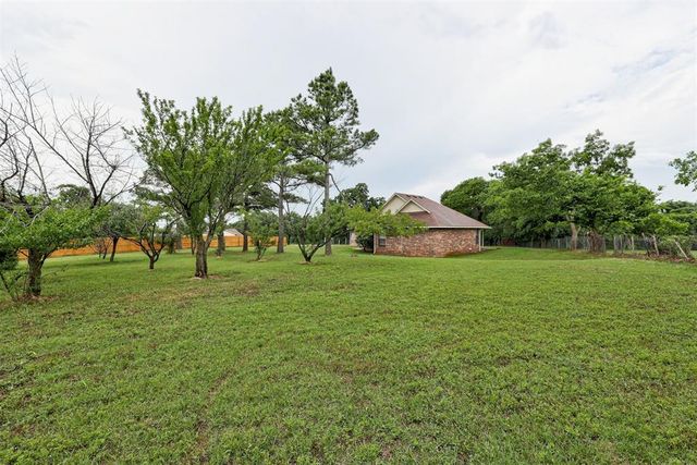 3498 N Sunny Acres Lane, Guthrie, OK 73044