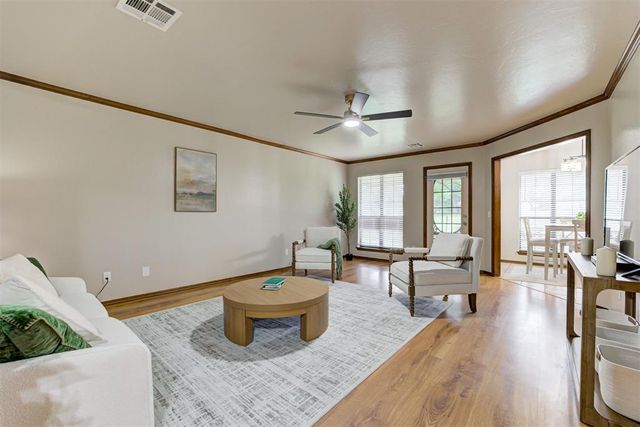 3498 N Sunny Acres Lane, Guthrie, OK 73044