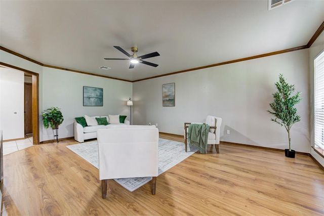 3498 N Sunny Acres Lane, Guthrie, OK 73044