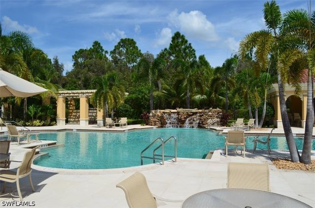 8560 Evernia CT 201, Estero, FL 34135