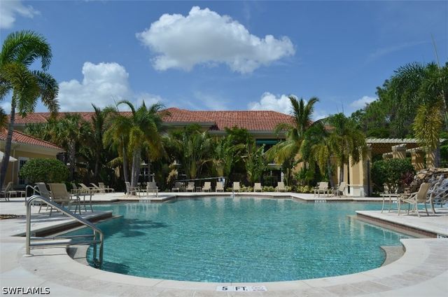 8560 Evernia CT 201, Estero, FL 34135