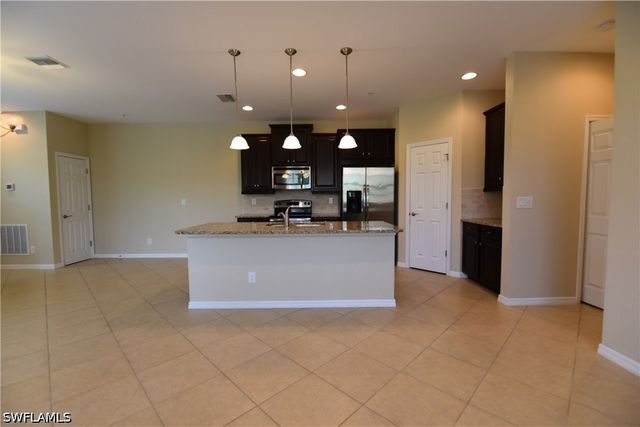 8560 Evernia CT 201, Estero, FL 34135