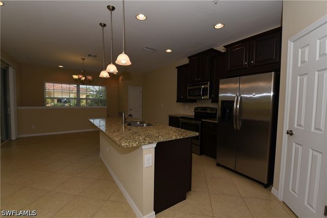 8560 Evernia CT 201, Estero, FL 34135