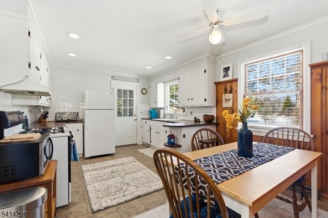 103 W Sunset Blvd, Andover Twp., NJ 07860