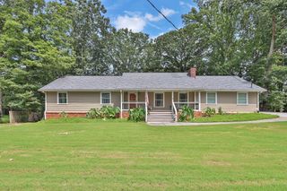 1952 Colony Oaks Drive, Snellville, GA 30078