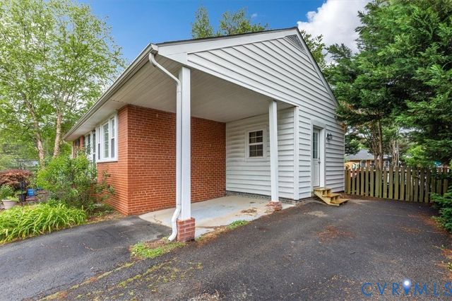 2102 Cool Brook Dr, Henrico, VA 23229