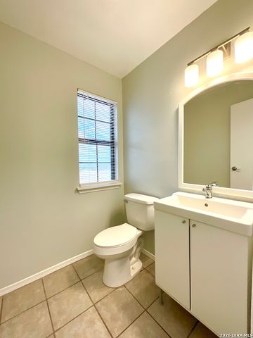 509 Meadow Forge B, Converse, TX 78109