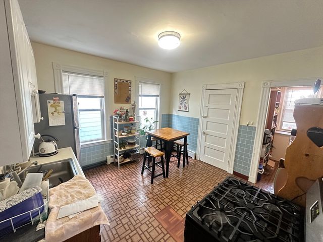 23 Harold St 2, Somerville, MA 02143