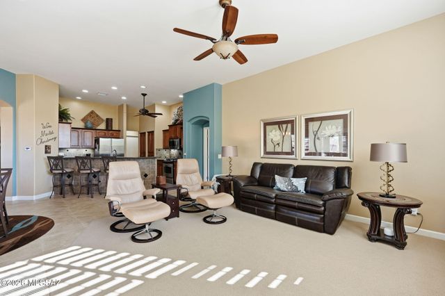 2568 E Alexis Court, Green Valley, AZ 85614