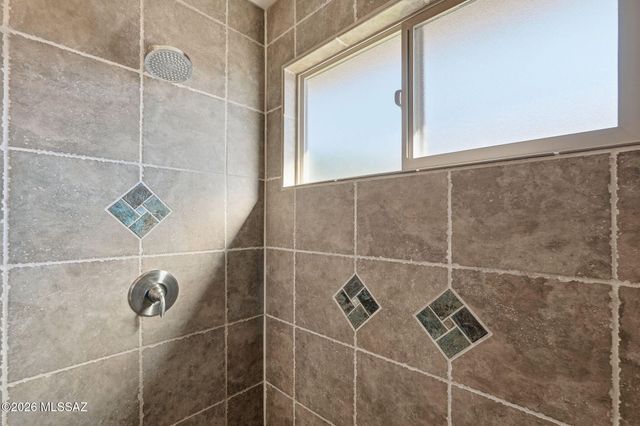 2568 E Alexis Court, Green Valley, AZ 85614