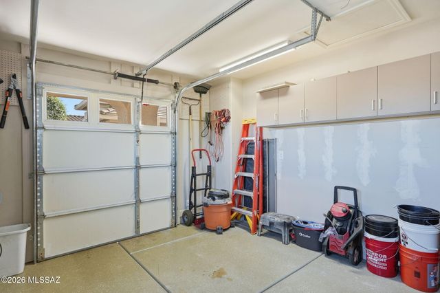 2568 E Alexis Court, Green Valley, AZ 85614