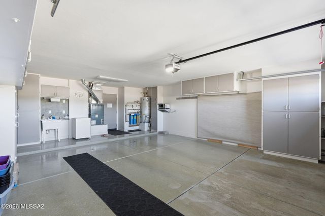 2568 E Alexis Court, Green Valley, AZ 85614