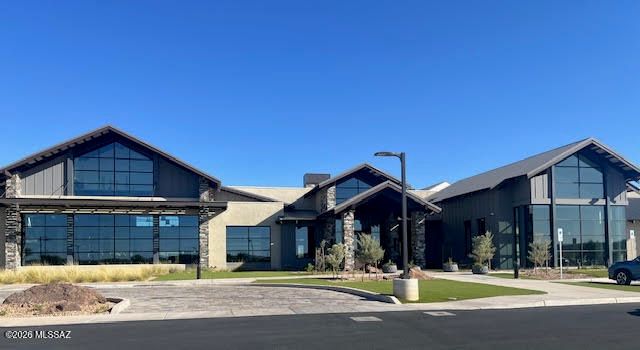 2568 E Alexis Court, Green Valley, AZ 85614