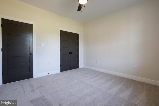 45 GRAND RAPIDS DR, Martinsburg, WV 25403