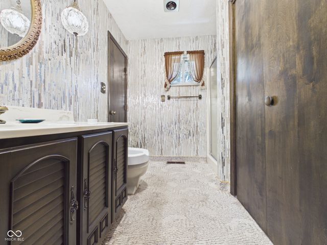 9 W Whitehall Way, Anderson, IN 46013