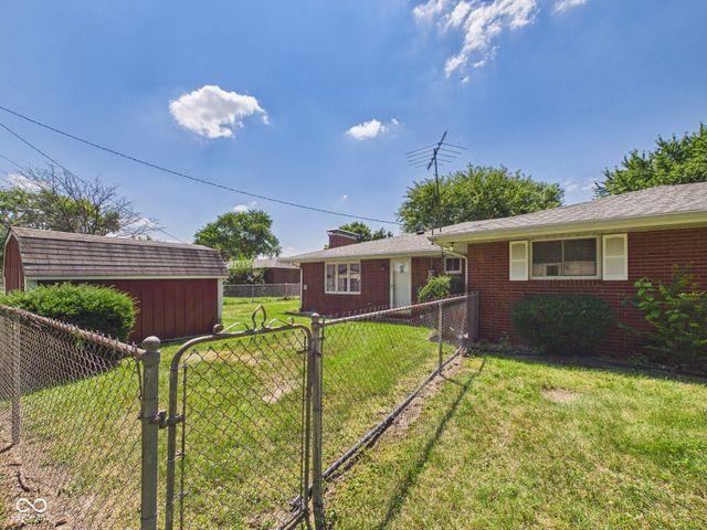 9 W Whitehall Way, Anderson, IN 46013