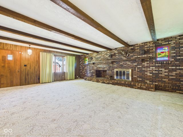 9 W Whitehall Way, Anderson, IN 46013