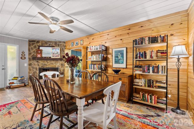 180 Longview Road, Newland, NC 28657